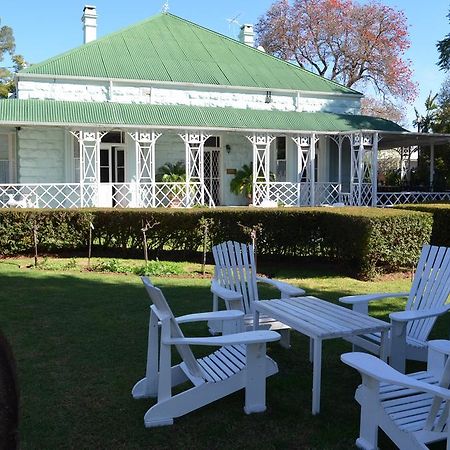 Bed and Breakfast Adley House Oudtshoorn Esterno foto