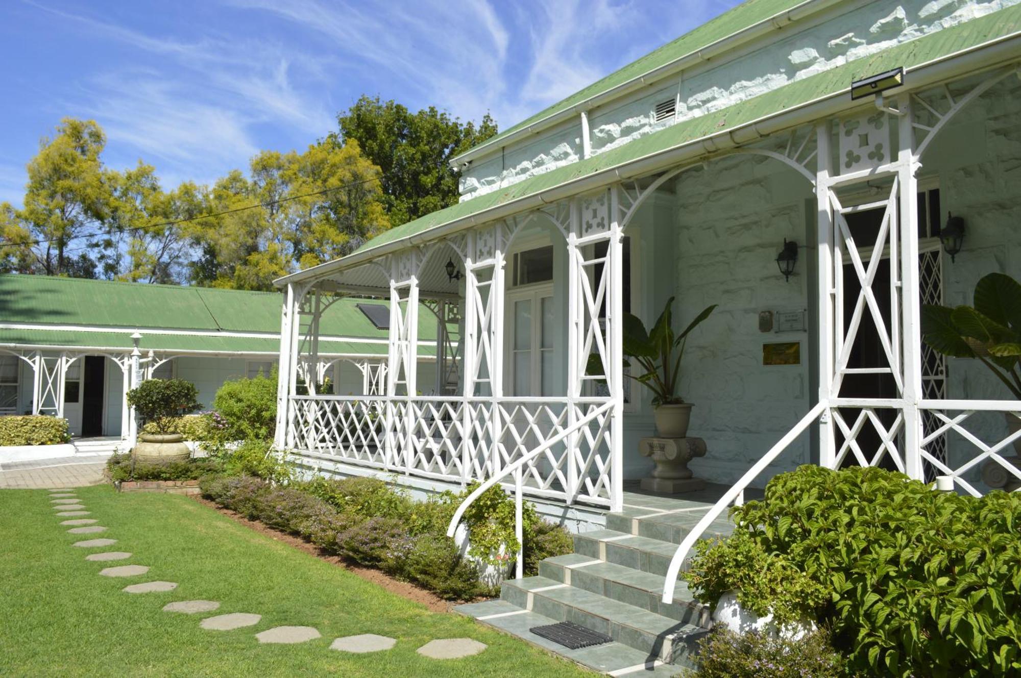 Bed and Breakfast Adley House Oudtshoorn Esterno foto