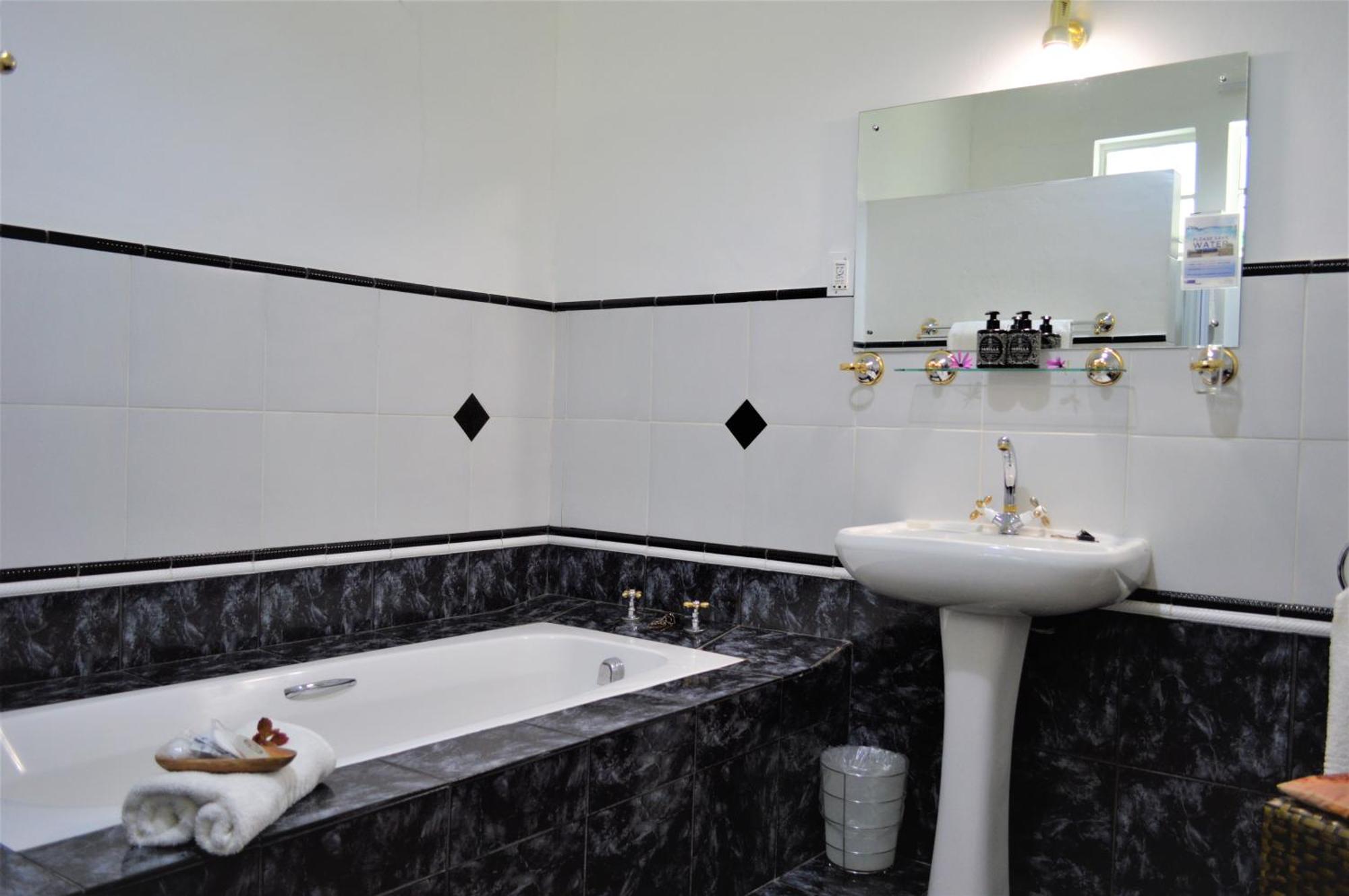 Bed and Breakfast Adley House Oudtshoorn Esterno foto