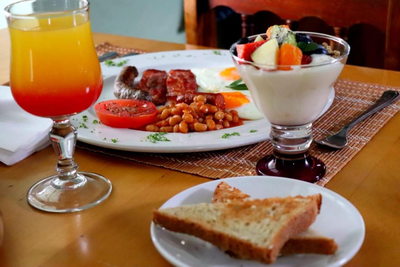 Bed and Breakfast Adley House Oudtshoorn Esterno foto