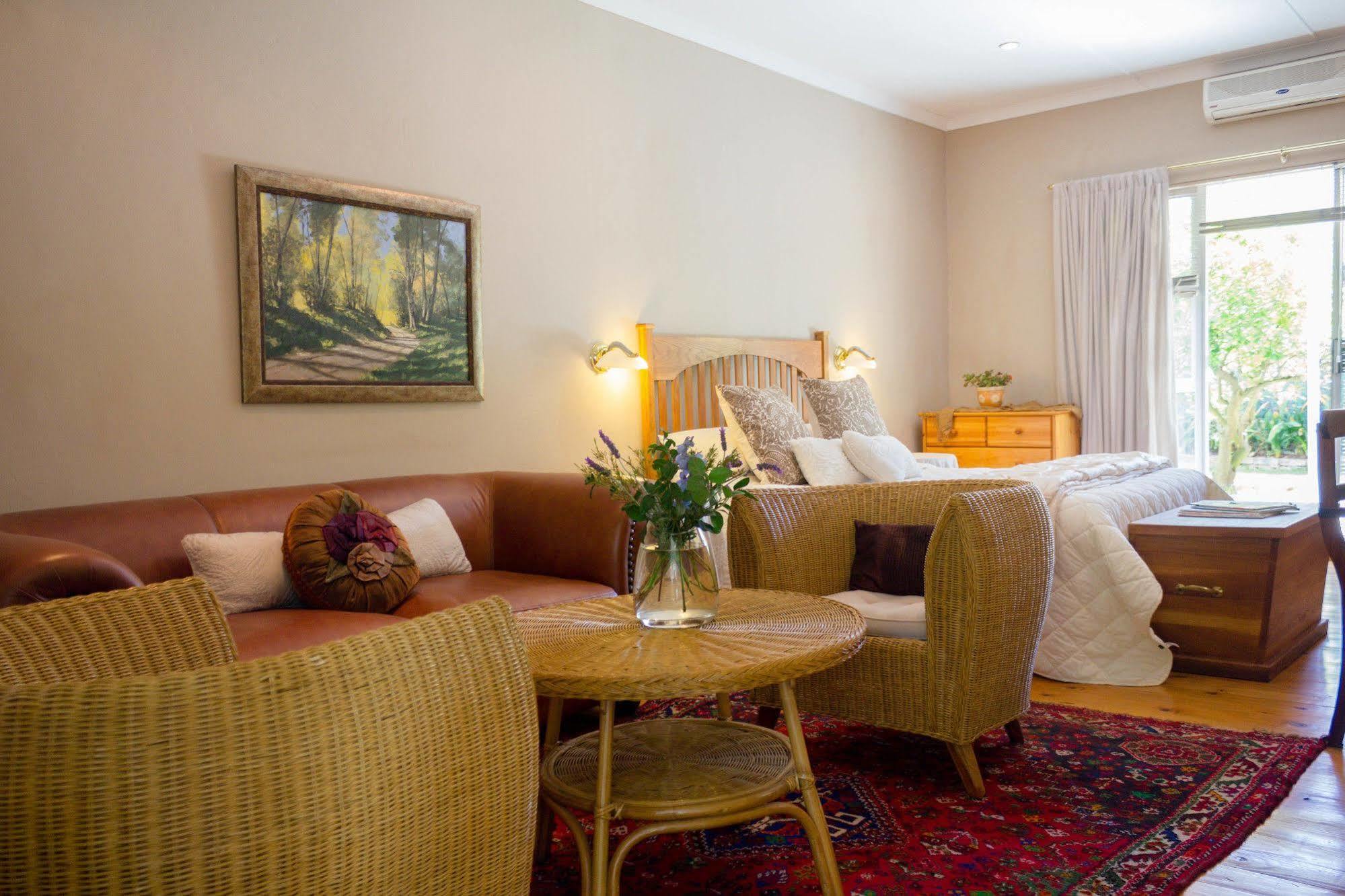 Bed and Breakfast Adley House Oudtshoorn Esterno foto